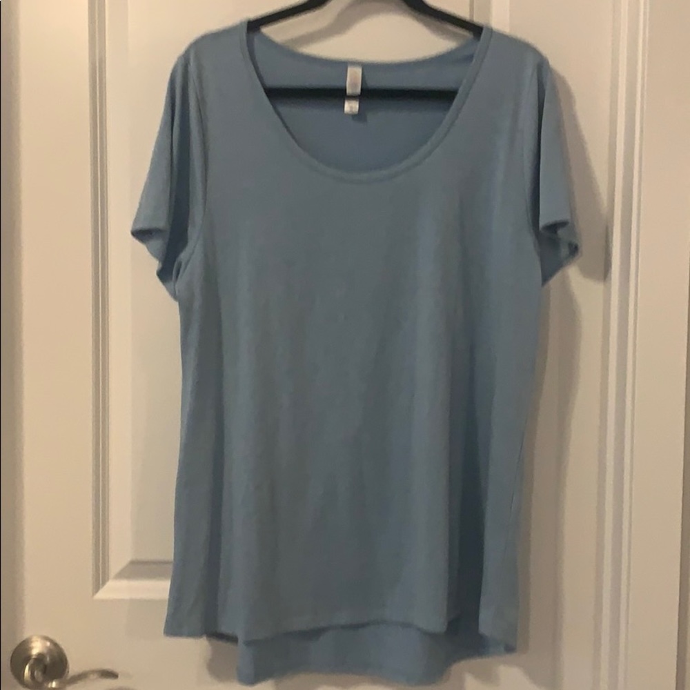 LulaRoe Classic T